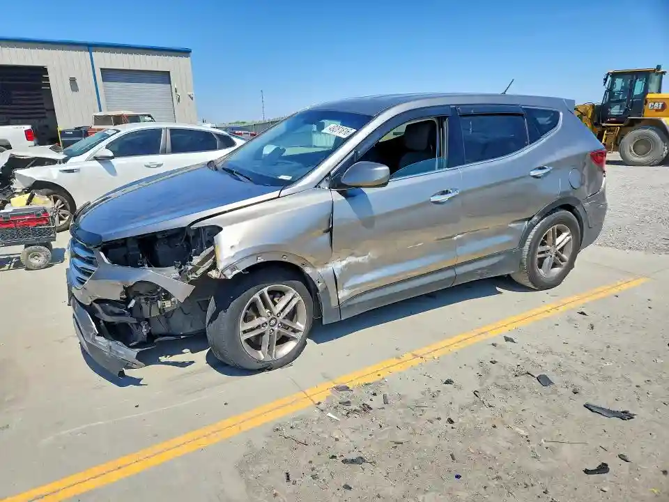 5NMZTDLB8JH082810 2018 HYUNDAI SANTA FE-0