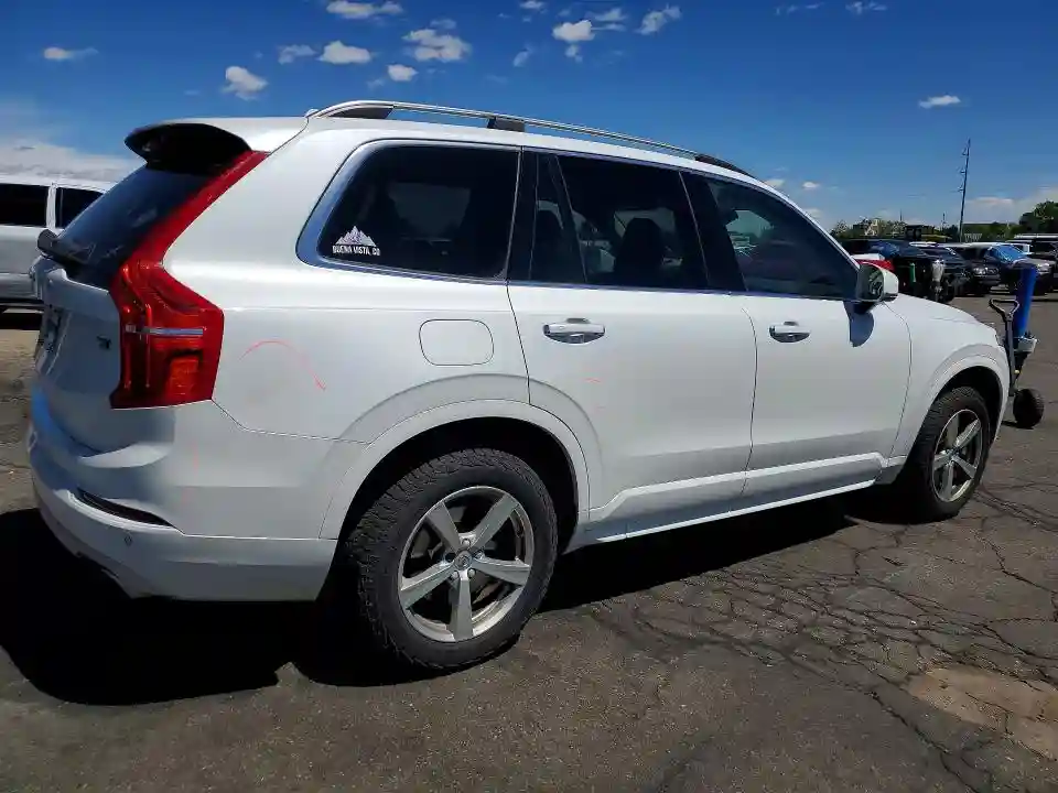 YV4102XK9H1138579 2017 VOLVO XC90-2