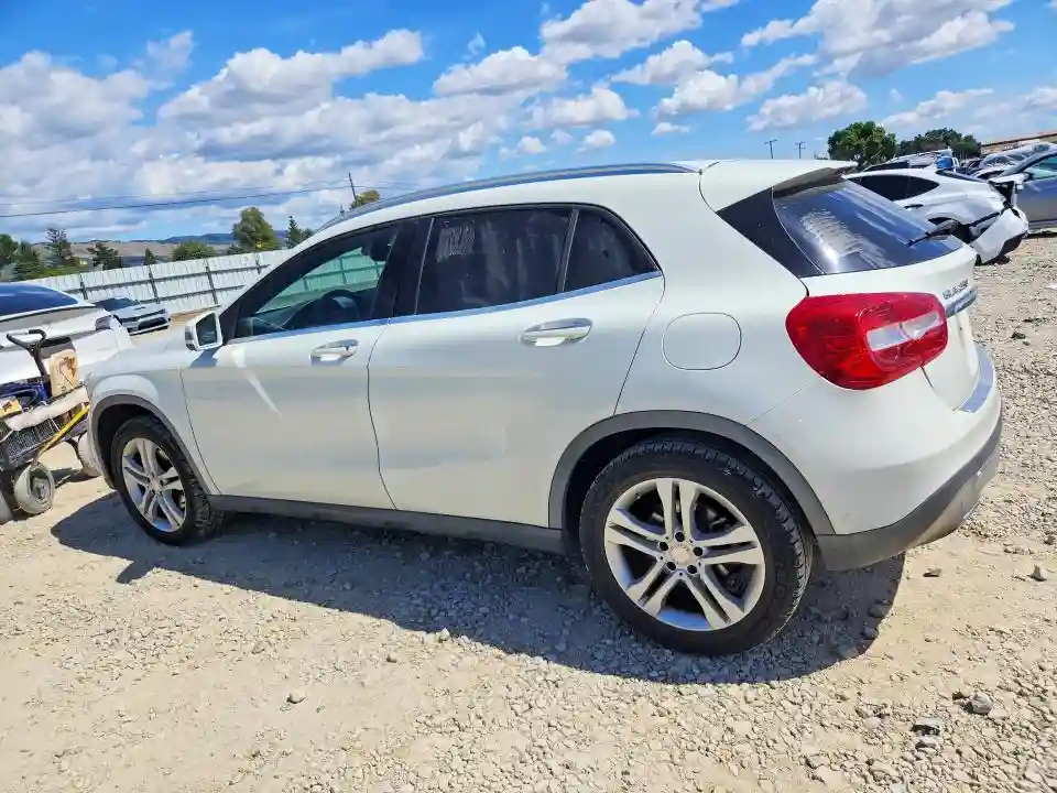 WDCTG4EB9HJ349846 2017 MERCEDES-BENZ GLA-CLASS-1