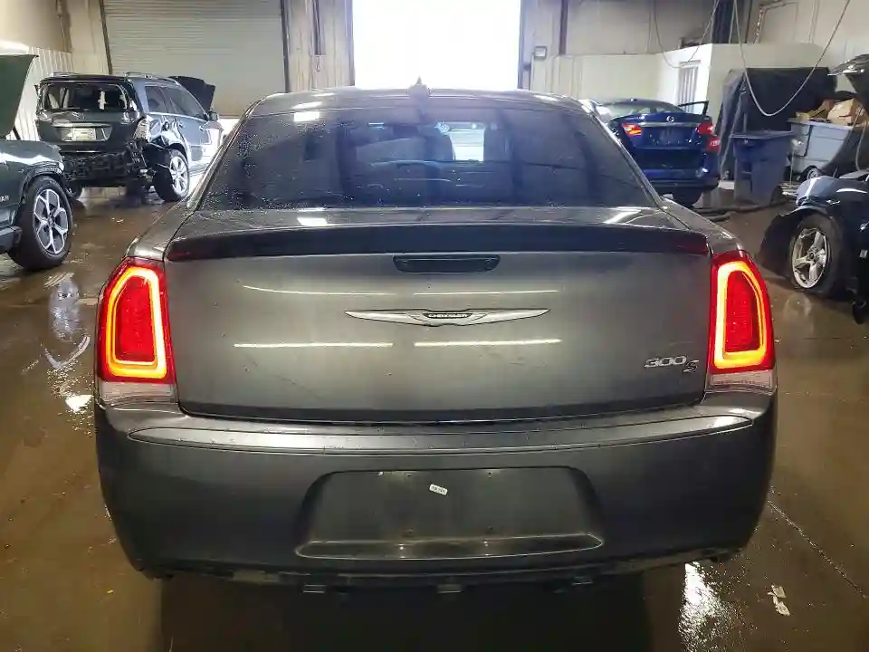2C3CCABT3LH180631 2020 CHRYSLER 300-5