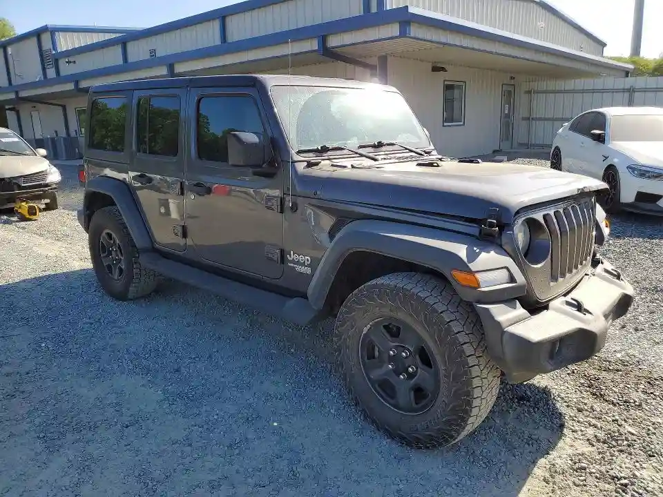1C4HJXDGXKW599389 2019 JEEP WRANGLER-3