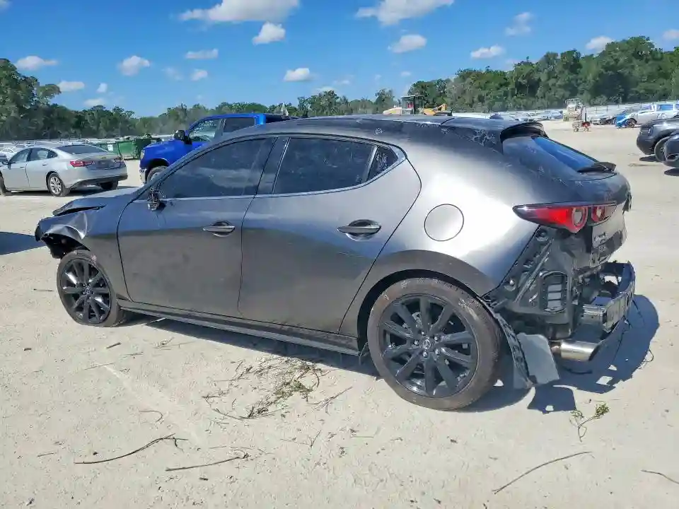 JM1BPBJY5P1618519 2023 MAZDA 3-1
