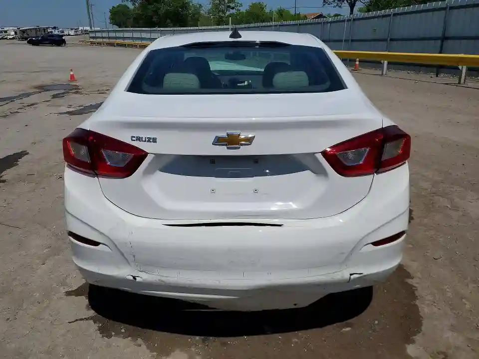 1G1BC5SMXJ7208983 2018 CHEVROLET CRUZE-5