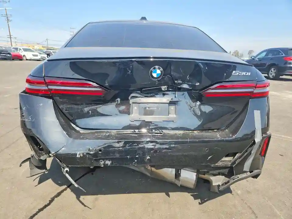 WBA43FJ0XSCT63902 2025 BMW 5 SERIES-5