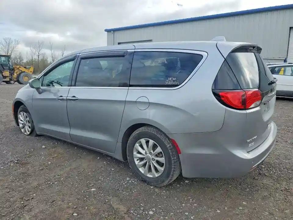 2C4RC1FG9KR705235 2019 CHRYSLER PACIFICA-1