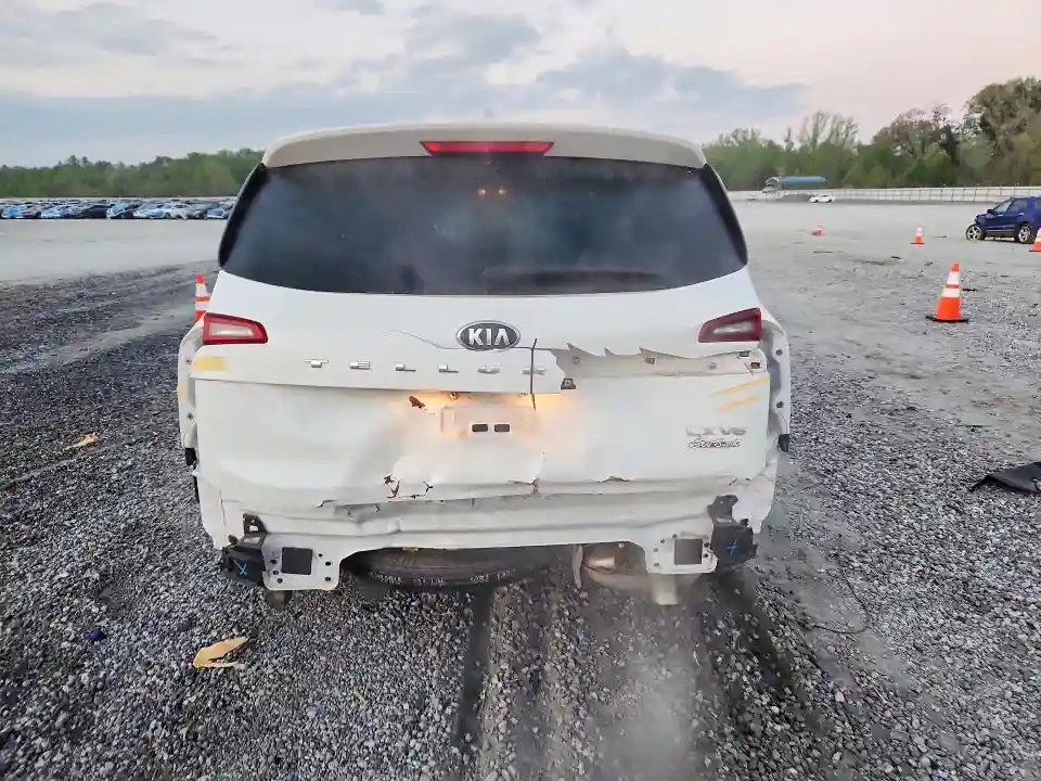 5XYP24HC6MG107553 2021 KIA TELLURIDE-5