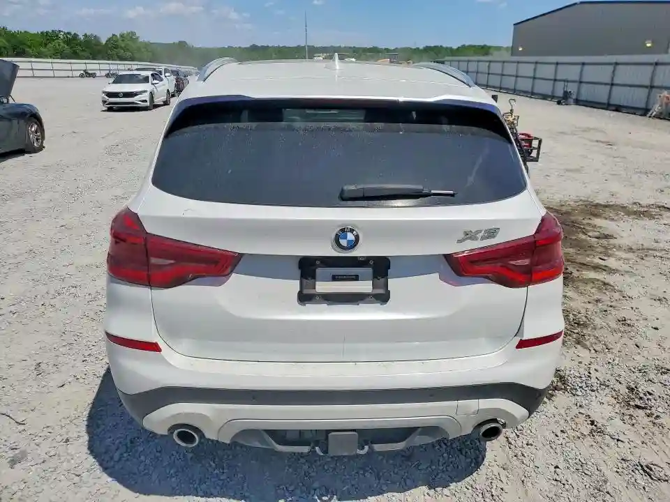 5UXTR9C5XJLC83085 2018 BMW X3-5