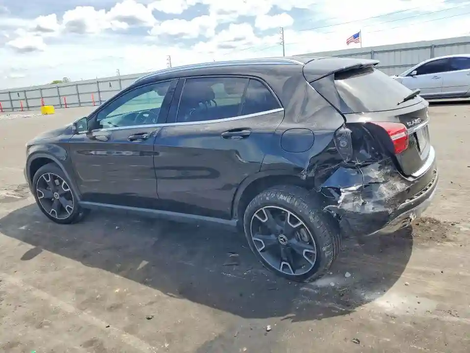 WDCTG4EB9KU018738 2019 MERCEDES-BENZ GLA-CLASS-1