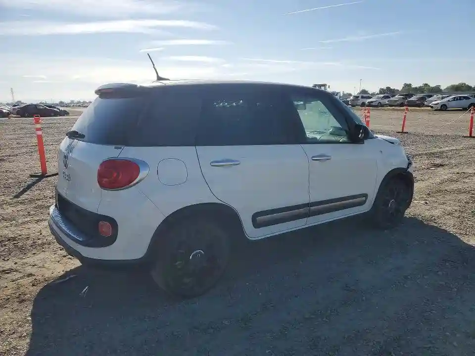 ZFBCFADH6HZ039073 2017 FIAT 500-2