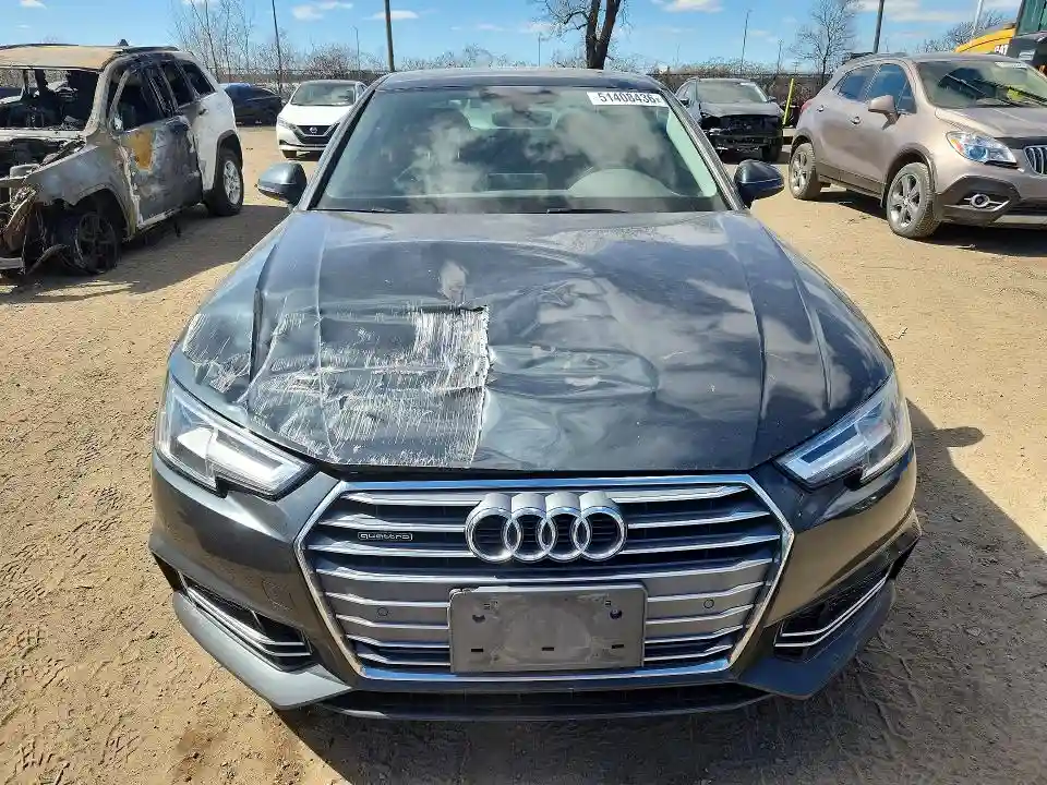 WAUBNAF45JA215926 2018 AUDI A4-4