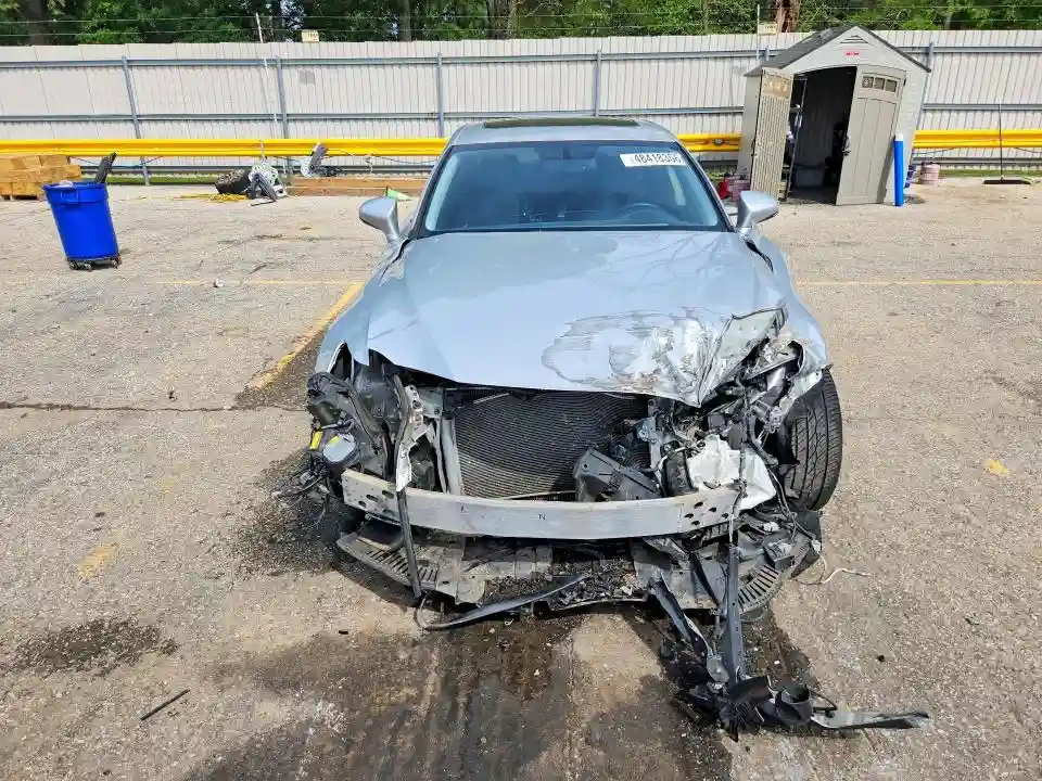 JTHBF1D29F5056618 2015 LEXUS IS-4