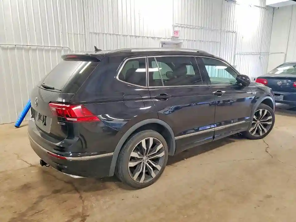 3VV4B7AX1LM117654 2020 VOLKSWAGEN TIGUAN-2