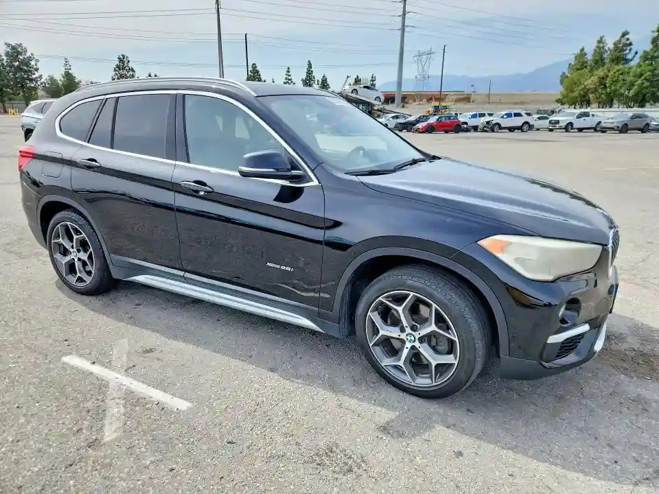 WBXHT3C36GP880188 2016 BMW X1-3