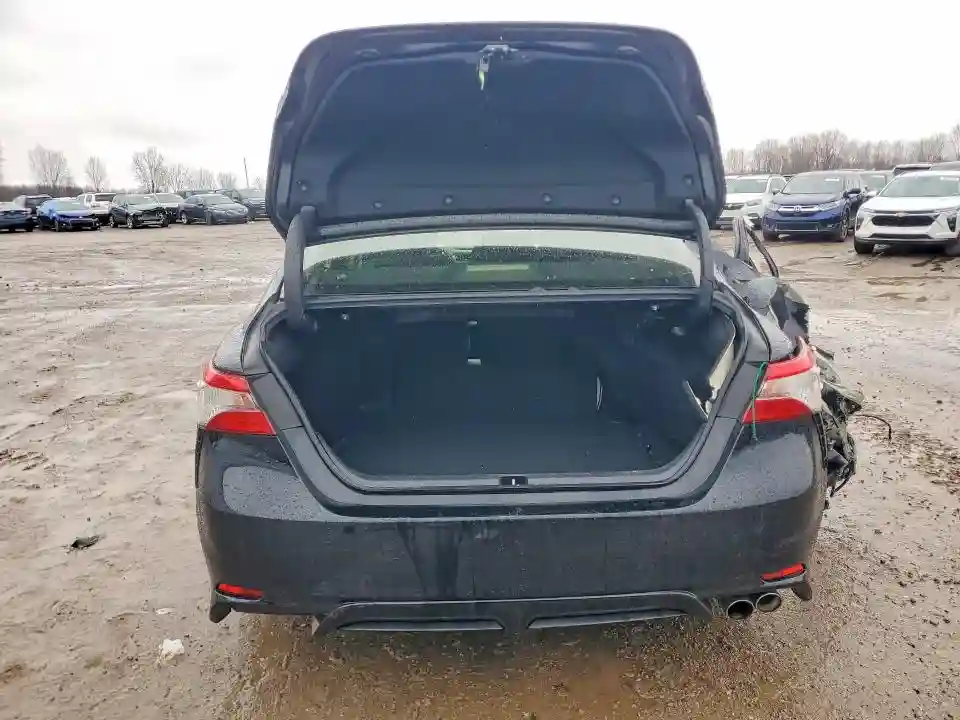 JTNB11HK6J3000694 2018 TOYOTA CAMRY-5