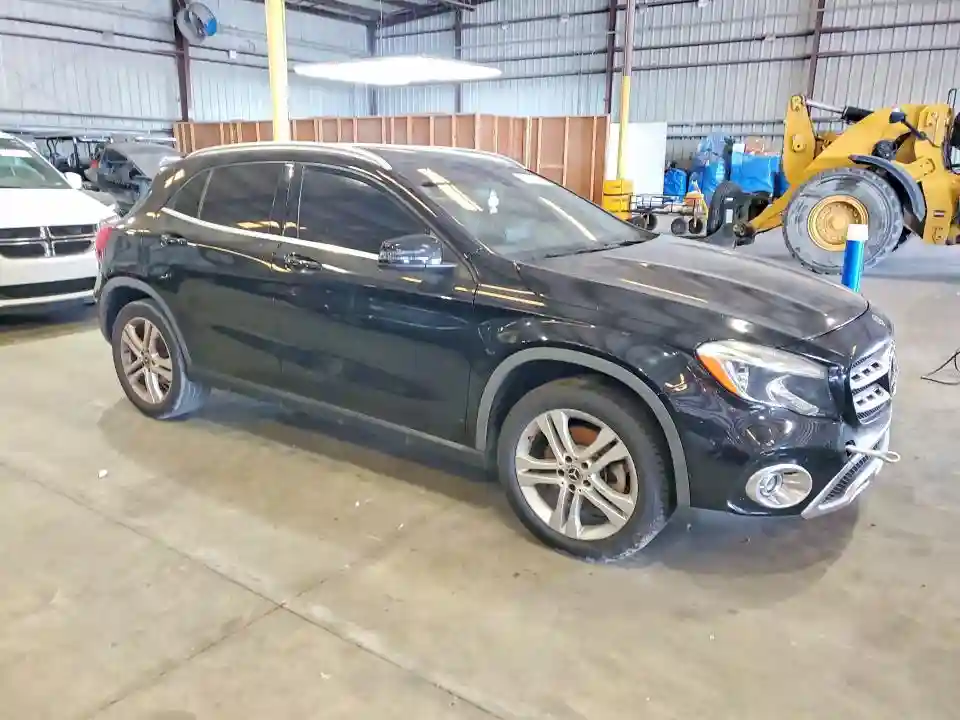 WDCTG4EB7JJ404221 2018 MERCEDES-BENZ GLA-CLASS-3