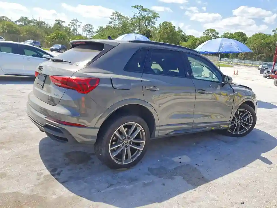 WA1DECF35S1098570 2025 AUDI Q3-2