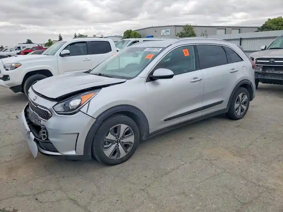 KNDCB3LC2H5090345 2017 KIA NIRO-0