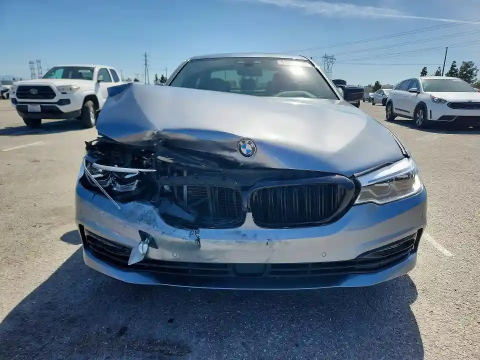 WBAJE7C34HG887476 2017 BMW 5 SERIES-4