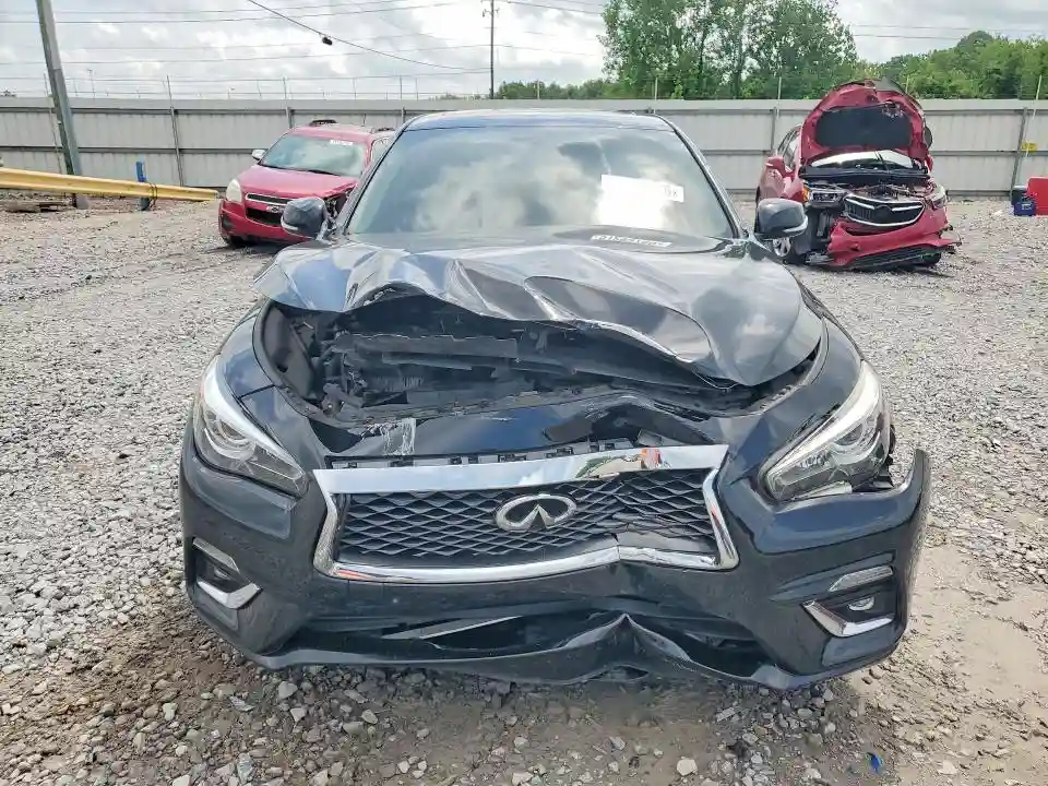 JN1EV7AP8JM361680 2018 INFINITI Q50-4