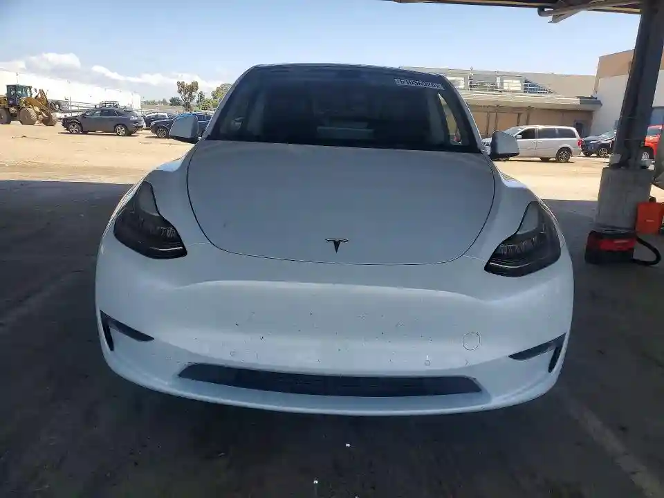 5YJYGAEE8MF252014 2021 TESLA MODEL Y-4