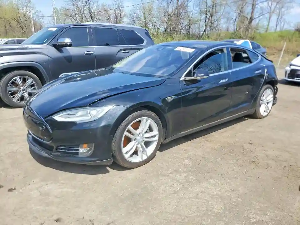 5YJSA1E27FF119731 2015 TESLA MODEL S-0