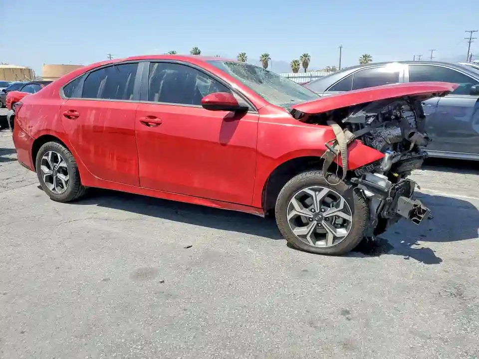3KPF24AD8KE120216 2019 KIA FORTE LXS-3