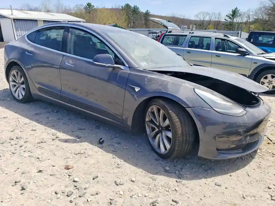 5YJ3E1EB7JF185746 2018 TESLA MODEL 3-3