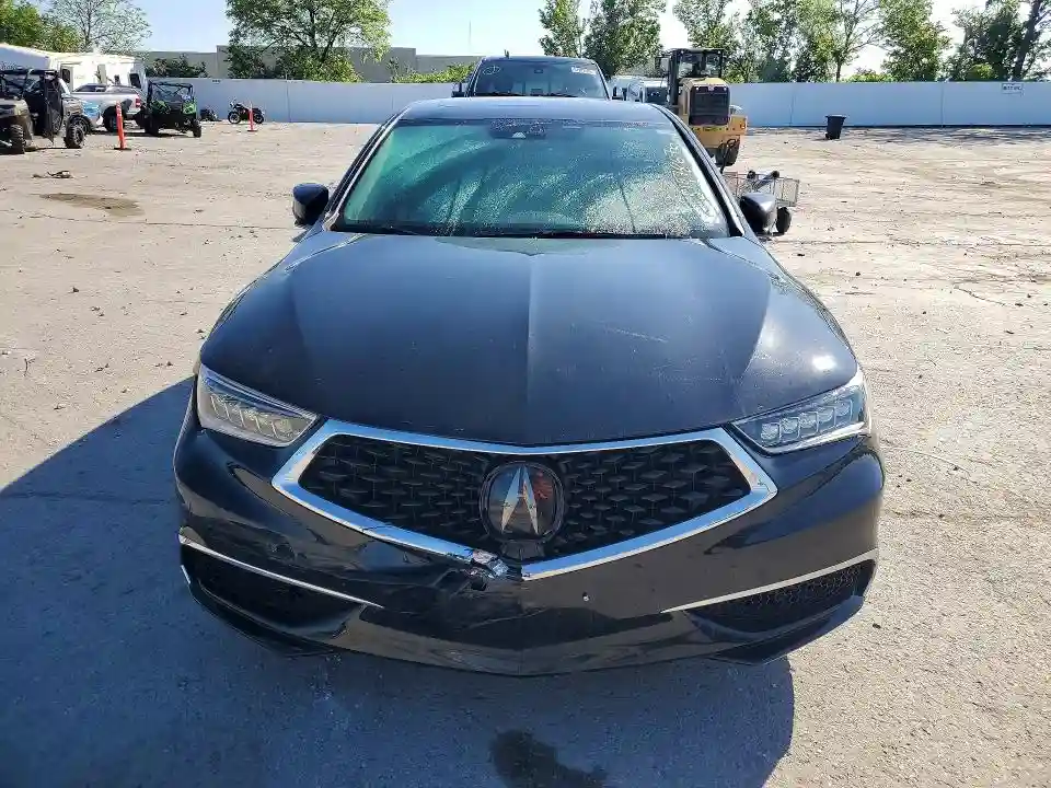 19UUB1F30JA008969 2018 ACURA TLX-4
