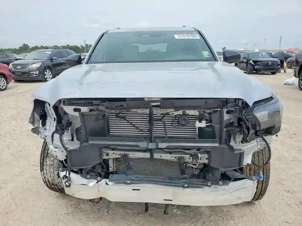 JTEVA5AR9S5006975 2025 TOYOTA 4RUNNER-4