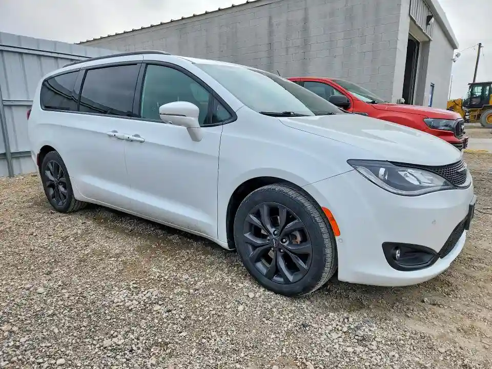 2C4RC1GG8JR261911 2018 CHRYSLER PACIFICA-3
