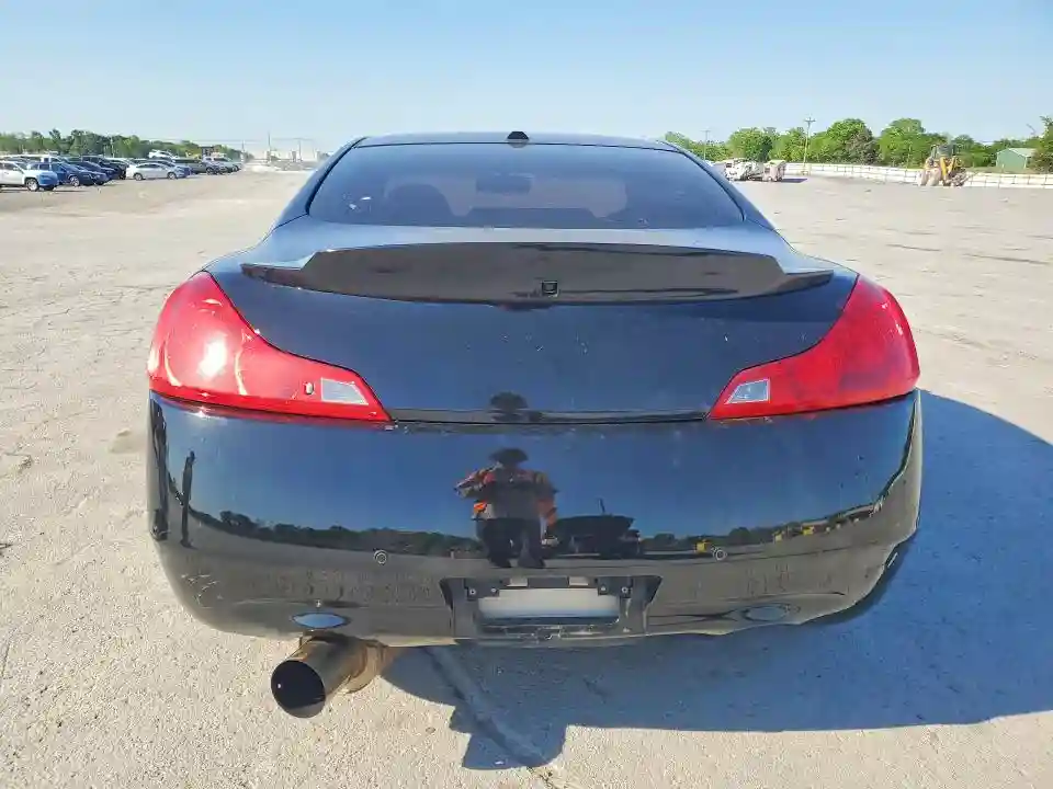 JN1CV6EK1FM870596 2015 INFINITI Q60-5