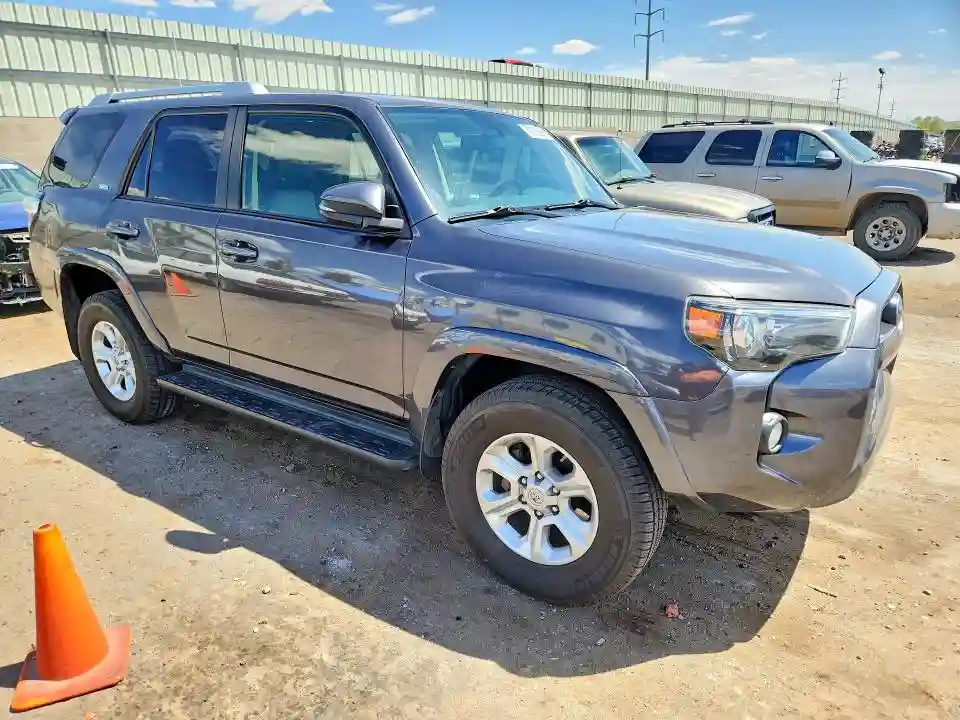 JTEBU5JR7J5579382 2018 TOYOTA 4RUNNER-3