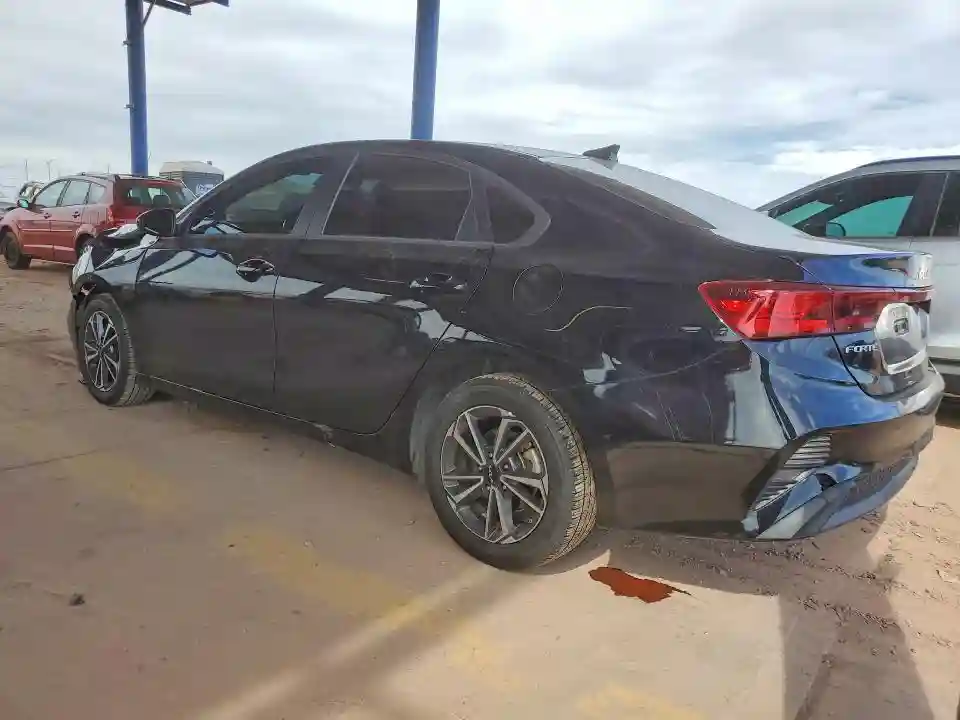 3KPF24AD6RE802490 2024 KIA FORTE-1