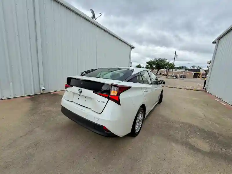 JTDKARFU5K3069420 2019 TOYOTA PRIUS-3