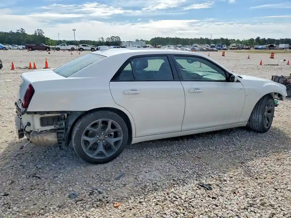 2C3CCABG9PH599771 2023 CHRYSLER 300-2