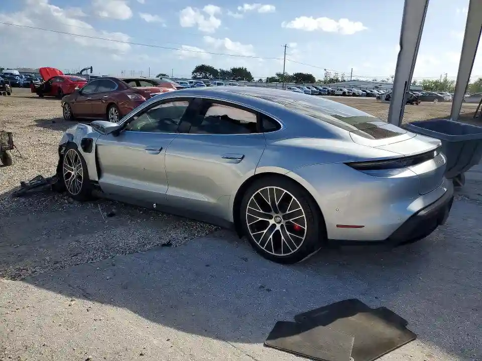 WP0AB2Y11LSA51073 2020 PORSCHE TAYCAN-1