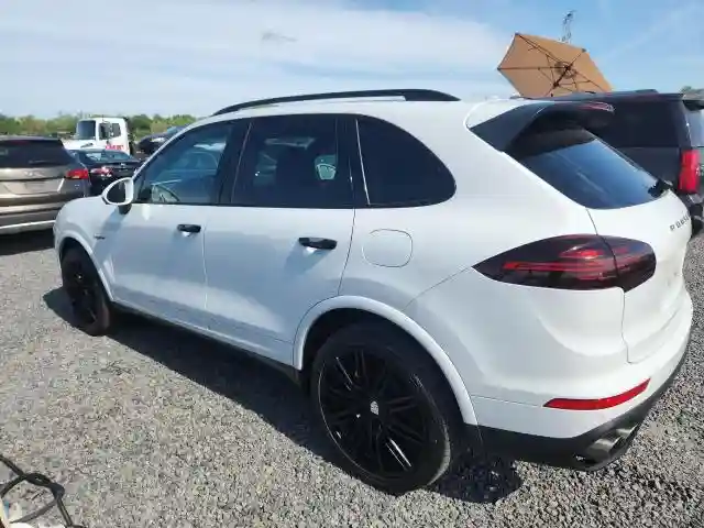 WP1AE2A20HLA75758 2017 PORSCHE CAYENNE-1