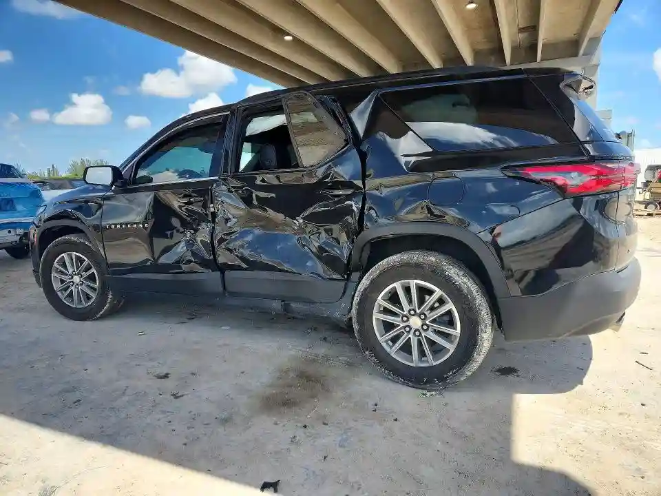 1GNEVHKW5NJ147687 2022 CHEVROLET TRAVERSE-1