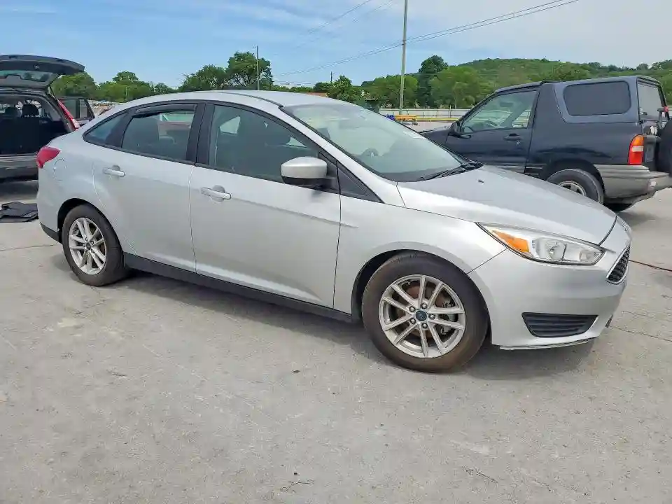 1FADP3F20JL234071 2018 FORD FOCUS-3