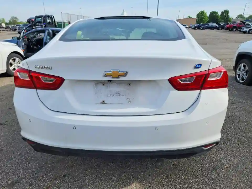 1G1ZJ5SU5HF207163 2017 CHEVROLET MALIBU-5