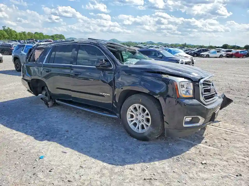 1GKS2BKC0JR248501 2018 GMC YUKON-3