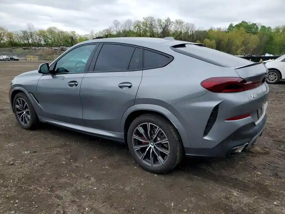 5UX33EX06R9S41334 2024 BMW X6-1