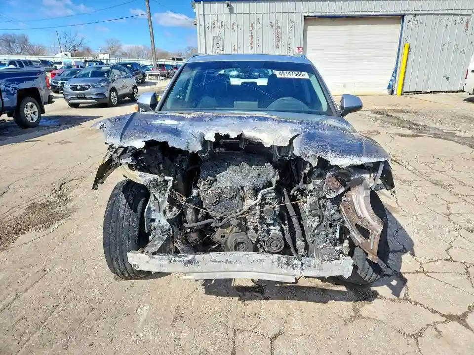 WA1BNAFY5K2039892 2019 AUDI Q5-4