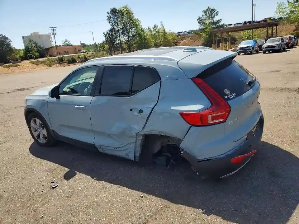 YV4162XZ1K2006896 2019 VOLVO XC40-1