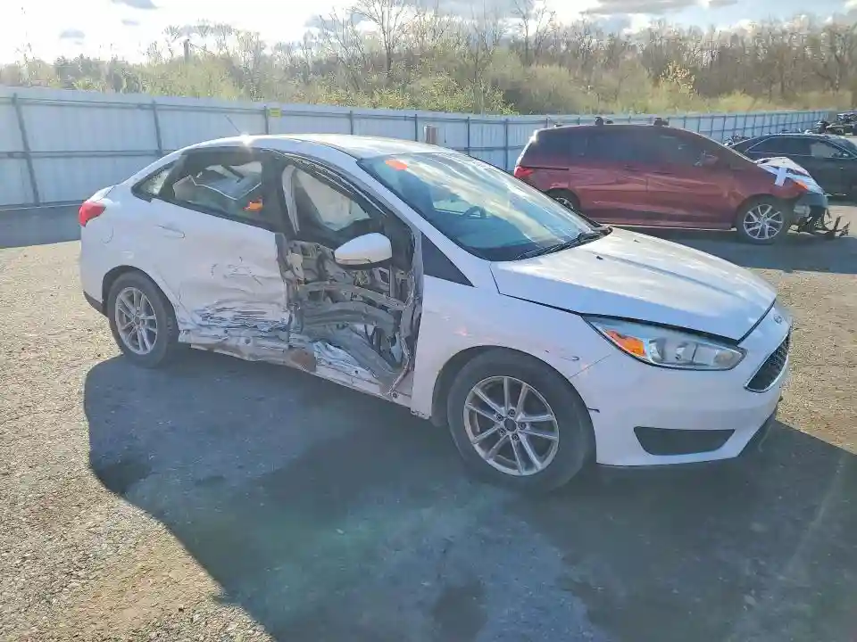 1FADP3F27FL244250 2015 FORD FOCUS-3