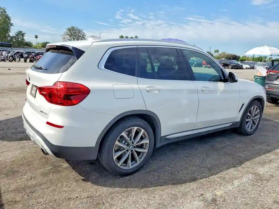5UXTR7C5XKLE88699 2019 BMW X3-2