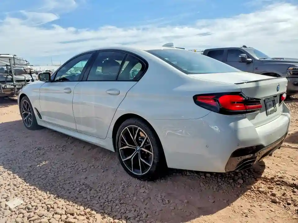 WBA53BJ05PCN61775 2023 BMW 5 SERIES-1