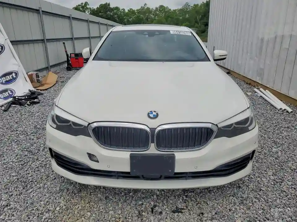 WBAJE5C51JWA94639 2018 BMW 5 SERIES-4