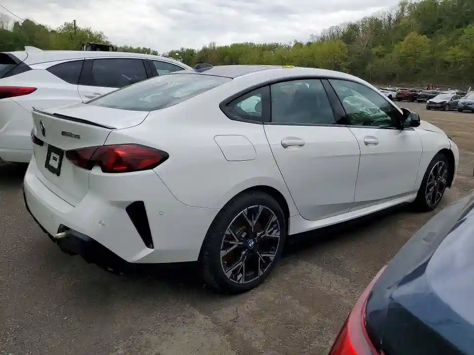 WBA33GG05S7S16629 2025 BMW M2-2