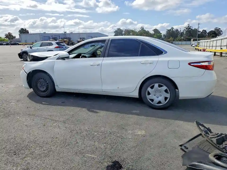 4T4BF1FK3GR522633 2016 TOYOTA CAMRY-1